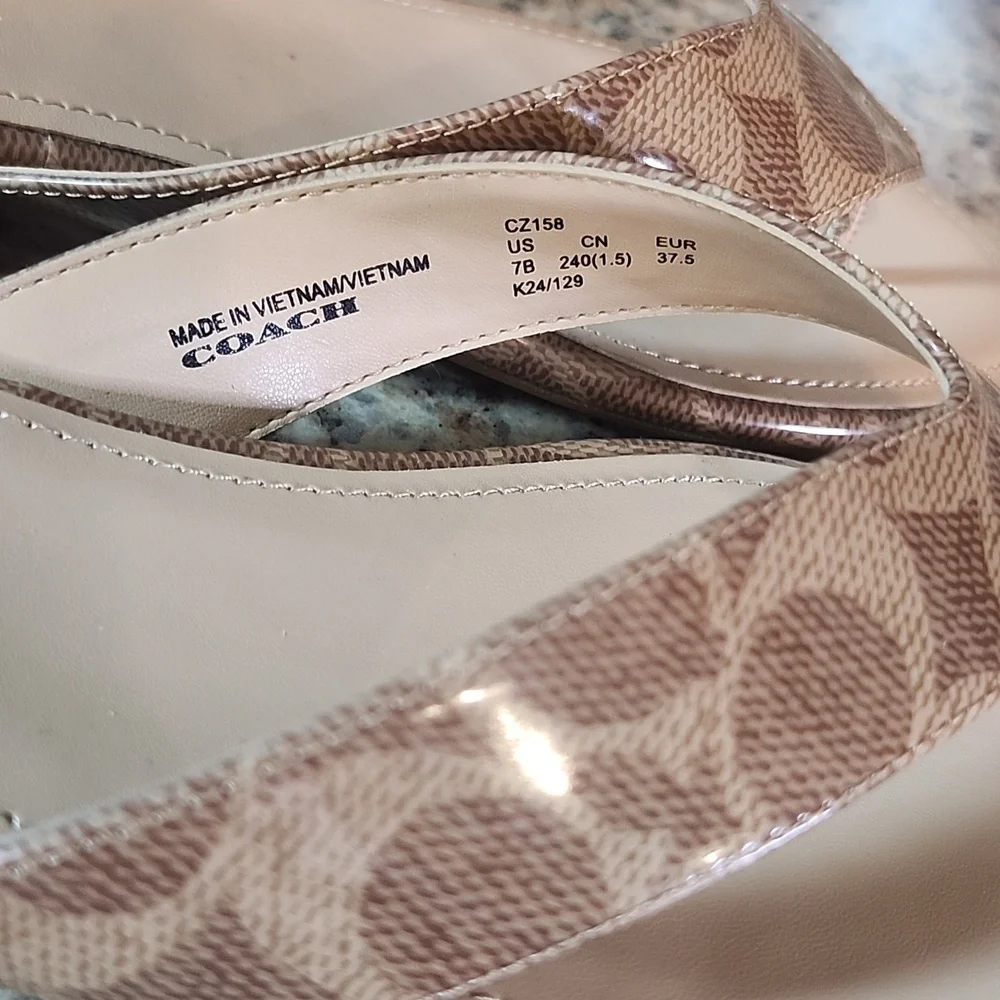 NWT Coach Women's Bridget Sandal Signature Canvas CZ158 BeachWood Size 7 - Picture 5 of 9